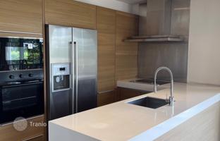 3-bedroom penthouse in Yan Nawa for $1,895,000