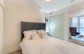 Apartment – Front Street West, Old Toronto, Toronto,  Ontario,   Canada for C$1,011,000