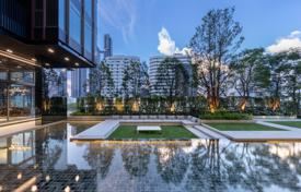 1 bed Condo in RHYTHM Ekkamai Estate Khlong Tan Nuea Sub District for $216,000