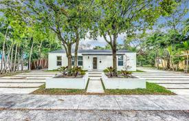 Townhome – North Miami, Florida, USA for $1,125,000