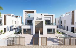 3-bedroom townhouse 176 m² in Los Alcazares for 475,000 €