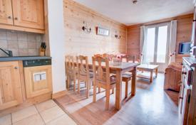 Two-bedroom apartment with a huge southwest-facing balcony in a renovated townhouse, Morzine, France for 255,000 € Two-bedroom apartment with a huge southwest-facing balcony in a renovated townhouse, Morzine, France for 255,000 €