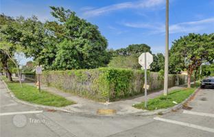 Land plot in Miami for 1,751,000 €