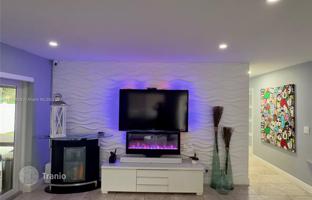 3-bedroom house 160 m² in Hallandale Beach for $660,000