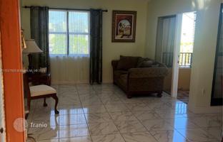 2-bedroom apartments in condo 94 m² in Miami for $350,000