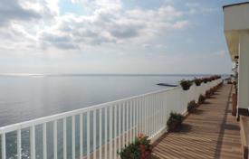 Furnished penthouse with sea views, Castel Platja d'Aro, Spain for 800,000 €