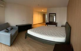 1 bed Condo in The Waterford Park Sukhumvit 53 Khlong Tan Nuea Sub District for $245,000