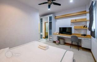 5-bedroom villa 300 m² in Pattaya for $444,000