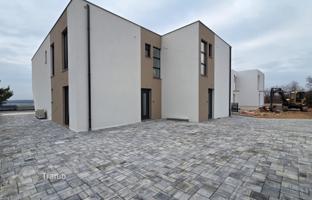 8-bedroom house 277 m² in Primorje-Gorski Kotar County for 1,086,000 €