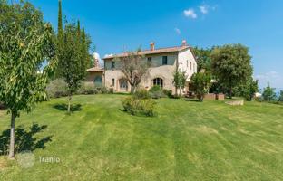 6-bedroom villa in Cetona. Price on request