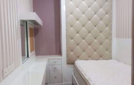 2 bed Condo in Ashton Morph 38 Phra Khanong Sub District for $298,000