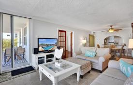 Condo – Pompano Beach, Florida, USA for $388,000