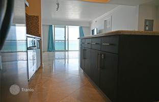 1-bedroom apartments in condo 69 m² in Ocean Drive for $1,050,000