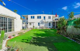 Two-storey house with a garden, a parking and a guest apartment, Arona, Tenerife, Spain for 580,000 €