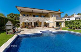 4-bedroom villa 368 m² in Costa de la Calma for 1,975,000 €