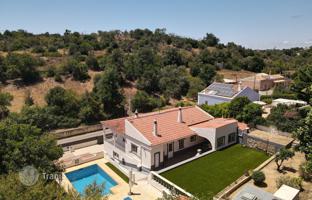 4-room villa 270 m² in Boliqueime for 875,000 €