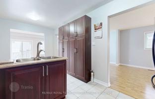 12-bedroom house in Scarborough for C$1,342,000