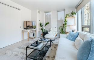 4-bedroom apartment in Lombard Street for C$766,000