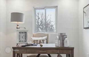8-bedroom townhouse in Scarborough for C$1,105,000