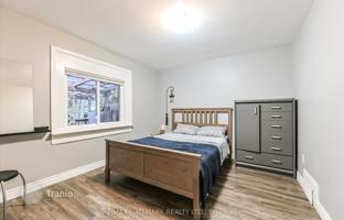 9-bedroom house in North York for C$2,014,000