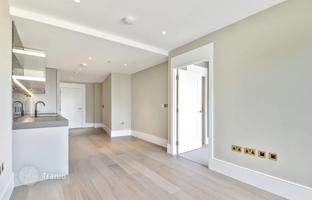 Modern three-bedroom apartment with a balcony in a new residence with a garden, Greenford, London, UK for £690,000