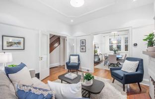 3-bedroom house in Old Toronto for C$2,237,000