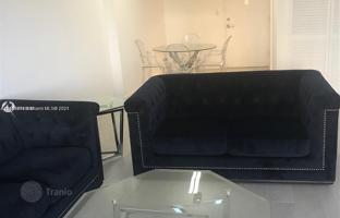 1-bedroom apartments in condo 79 m² in West Avenue for $455,000