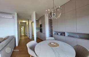 3-bedroom apartment 90 m² in Blizikuće for 473,000 €