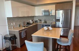 1-bedroom apartments in condo 72 m² in Doral for $440,000