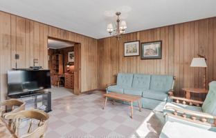 12-bedroom house in Scarborough for C$1,481,000