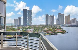 3-bedroom apartments in condo 157 m² in Aventura for $998,000