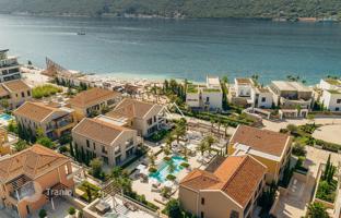 2-bedroom apartment 171 m² in Kumbor for 1,385,000 €