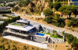 Sea view villa with a swimming pool near the beach, Tossa de Mar, Spain for 5,000 € per week