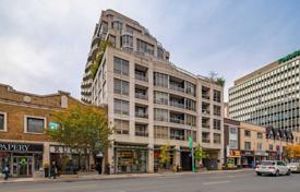 Apartment – Yonge Street, Toronto, Ontario,  Canada for C$750,000