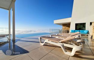 4-bedroom cottage 552 m² in Alicante for 1,990,000 €