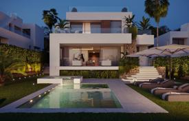 Villa for sale in La Carolina, Marbella Golden Mile for 3,670,000 €