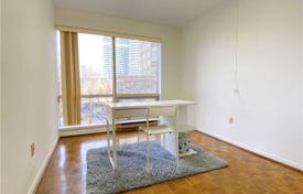 Apartment – Bay Street, Old Toronto, Toronto,  Ontario,   Canada for C$879,000