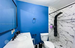 2-bedroom apartments in condo 101 m² in Homestead for $270,000