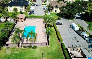 2-bedroom apartments in condo 71 m² in Sunrise for $260,000