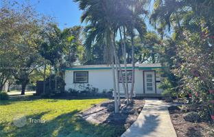 4-bedroom house 214 m² in Cutler Bay for $599,000