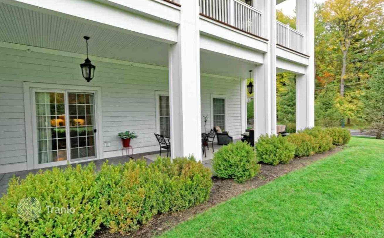 Condo for sale in Albany, USA — listing 1592065