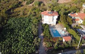 Three-storey mansion 400m from the sea for $818,000