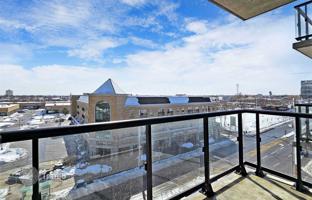 5-bedroom apartment in Etobicoke for C$926,000