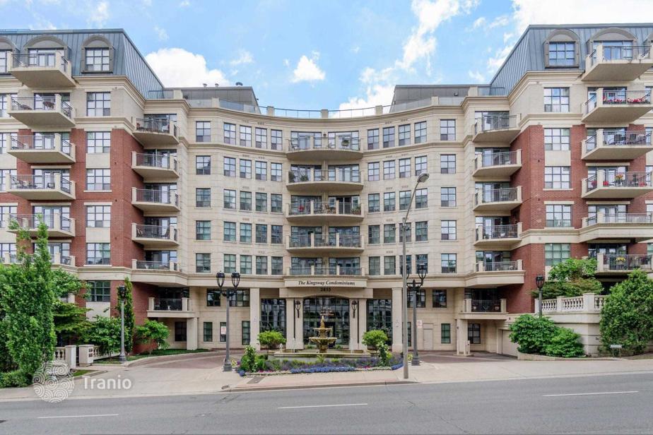 Apartment for sale in Etobicoke, Canada — listing #1886633