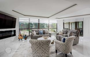 6-bedroom apartment in Etobicoke for C$1,263,000