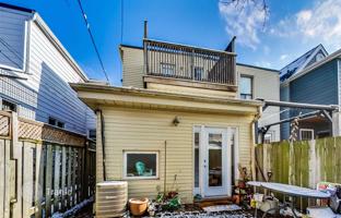 3-bedroom townhouse in Old Toronto for C$1,563,000