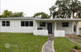6-bedroom house 227 m² in North Miami for $750,000