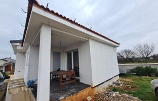 2-room house 75 m² in Pula for 285,000 €