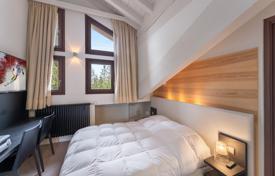 Magnificent 2 ensuite bedroom apartment, south east facing, near slopes in Courchevel 1850 (A) for 2,500,000 €