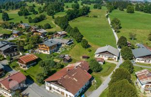 Mansion 520 m² in Demi-Quartier for 3,465,000 €